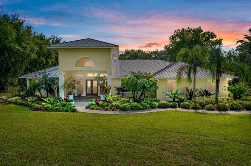 105 LAKE FLORENCE DRIVE, WINTER HAVEN, Florida 33884, 5 Bedrooms Bedrooms, ,2 BathroomsBathrooms,Residential,For Sale,LAKE FLORENCE,P4919984