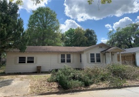 912 10TH STREET, OCALA, Florida 34470, 2 Bedrooms Bedrooms, ,1 BathroomBathrooms,Residential,For Sale,10TH,OM636123