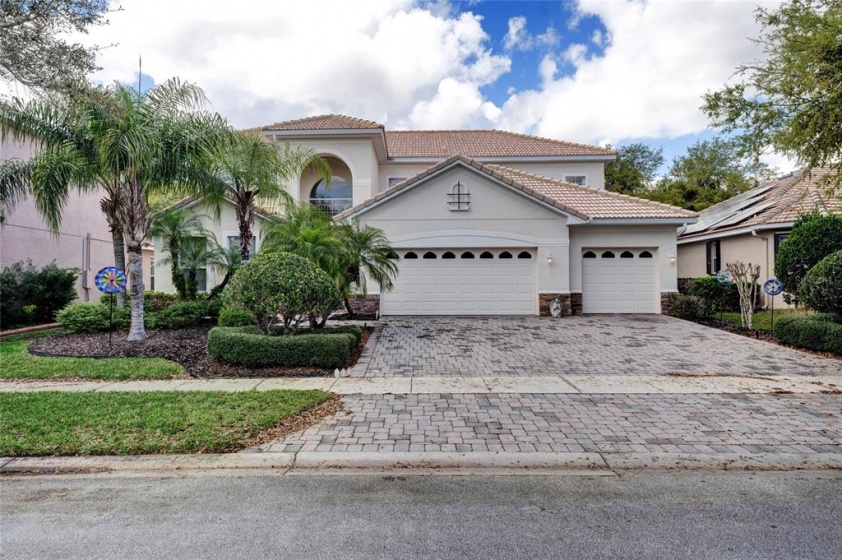 3839 EAGLE ISLE CIRCLE, KISSIMMEE, Florida 34746, 4 Bedrooms Bedrooms, ,3 BathroomsBathrooms,Residential,For Sale,EAGLE ISLE,O6012214