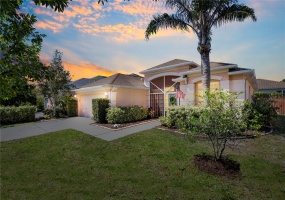 5472 NEW COVINGTON DRIVE, SARASOTA, Florida 34233, 3 Bedrooms Bedrooms, ,2 BathroomsBathrooms,Residential,For Sale,NEW COVINGTON,A4528444