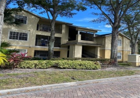 2528 ROBERT TRENT JONES DRIVE, ORLANDO, Florida 32835, 2 Bedrooms Bedrooms, ,1 BathroomBathrooms,Residential,For Sale,ROBERT TRENT JONES,O6011171