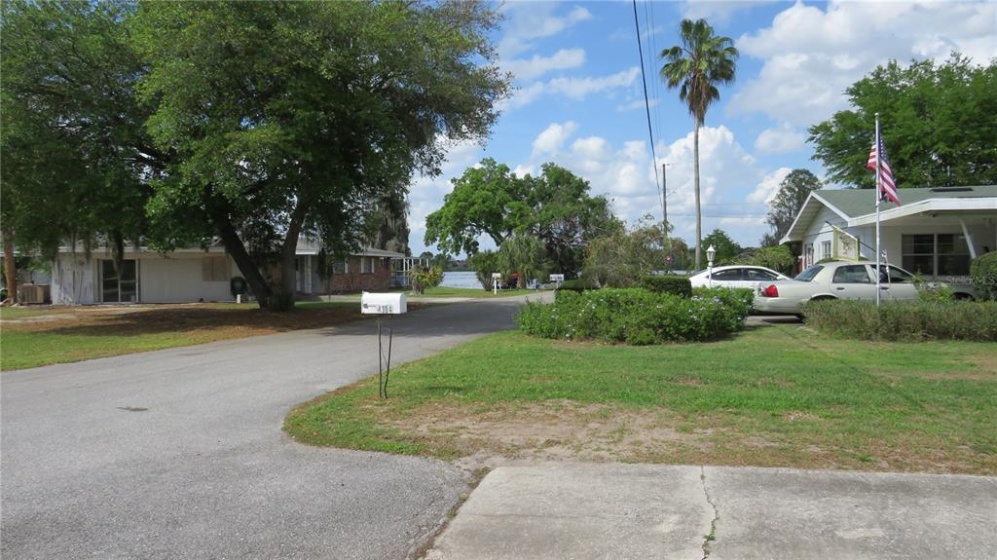 104 BELMONT DRIVE, WINTER HAVEN, Florida 33884, 3 Bedrooms Bedrooms, ,1 BathroomBathrooms,Residential,For Sale,BELMONT,P4919995