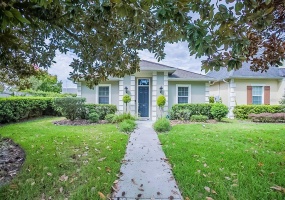746 COUNTRY LANE, ORLANDO, Florida 32804, 3 Bedrooms Bedrooms, ,2 BathroomsBathrooms,Residential,For Sale,COUNTRY,O5978775