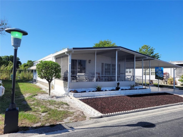 SARASOTA, Florida 34237, 2 Bedrooms Bedrooms, ,2 BathroomsBathrooms,Residential,For Sale,A4529119