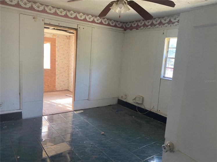 2924 MAPLE AVENUE, SARASOTA, Florida 34234, 3 Bedrooms Bedrooms, ,1 BathroomBathrooms,Residential,For Sale,MAPLE,A4529219