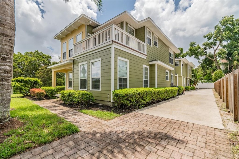 1304 PALMER STREET, ORLANDO, Florida 32801, 6 Bedrooms Bedrooms, ,4 BathroomsBathrooms,Residential,For Sale,PALMER,O6004701