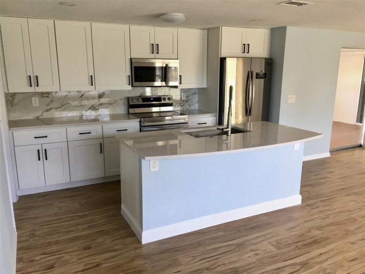 4411 BEACON DRIVE, SARASOTA, Florida 34232, 3 Bedrooms Bedrooms, ,2 BathroomsBathrooms,Residential,For Sale,BEACON,A4528592