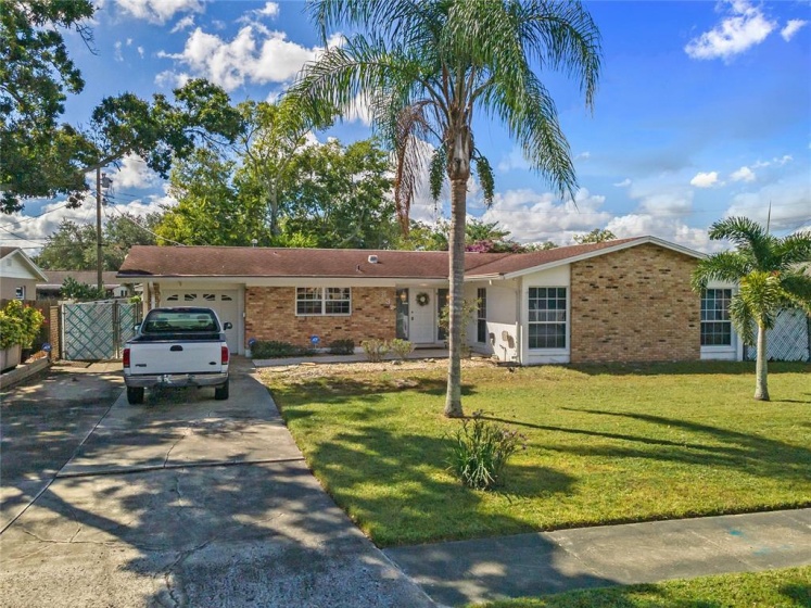 832 ORWELL AVENUE, ORLANDO, Florida 32809, 3 Bedrooms Bedrooms, ,2 BathroomsBathrooms,Residential,For Sale,ORWELL,O6010470