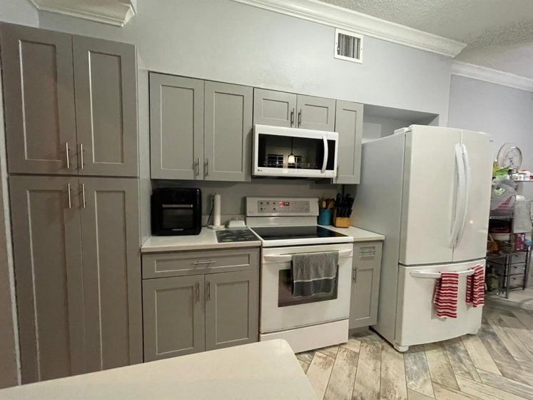 10630 SATINWOOD CIRCLE, ORLANDO, Florida 32825, 3 Bedrooms Bedrooms, ,2 BathroomsBathrooms,Residential,For Sale,SATINWOOD,O6012617
