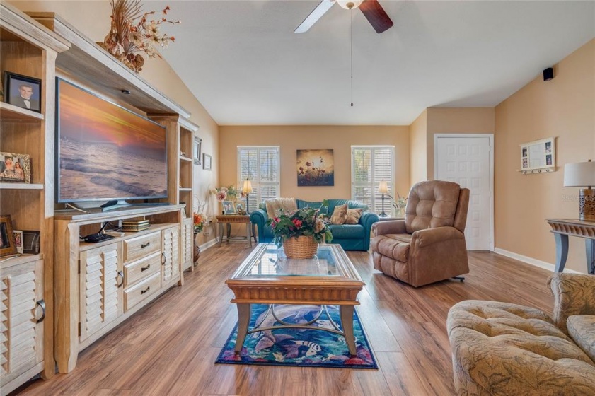 3934 CYPRESS LANDING, WINTER HAVEN, Florida 33884, 2 Bedrooms Bedrooms, ,2 BathroomsBathrooms,Residential,For Sale,CYPRESS,P4920016