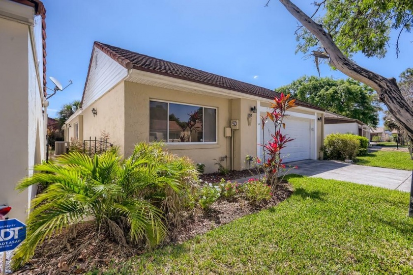 252 ROSA ROJO, WINTER HAVEN, Florida 33884, 2 Bedrooms Bedrooms, ,2 BathroomsBathrooms,Residential,For Sale,ROSA ROJO,W7843561