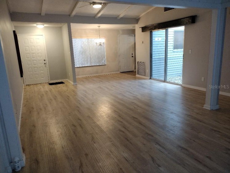 109 LAS FLORES, WINTER HAVEN, Florida 33884, 2 Bedrooms Bedrooms, ,2 BathroomsBathrooms,Residential,For Sale,LAS FLORES,W7843567
