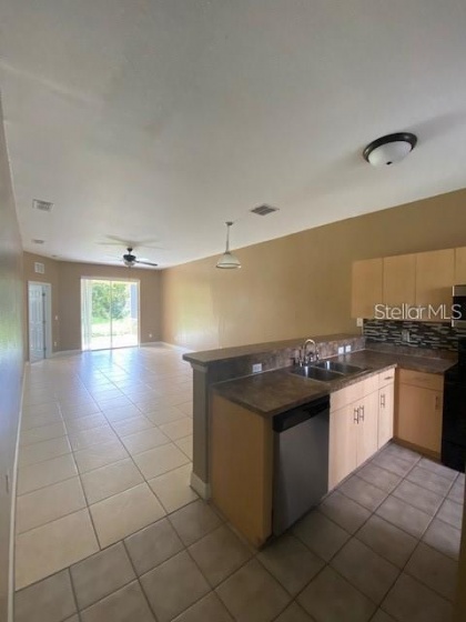 176 OCEAN BLUFF DRIVE, POINCIANA, Florida 34759, 3 Bedrooms Bedrooms, ,2 BathroomsBathrooms,Residential,For Sale,OCEAN BLUFF,S5064745