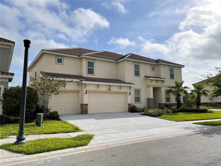 6000 OAK GREEN LOOP, DAVENPORT, Florida 33837, 13 Bedrooms Bedrooms, ,10 BathroomsBathrooms,Residential,For Sale,OAK GREEN,O6012889