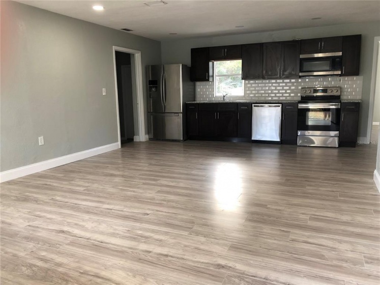 2101 9TH STREET, WINTER HAVEN, Florida 33881, 4 Bedrooms Bedrooms, ,2 BathroomsBathrooms,Residential,For Sale,9TH,O6006147