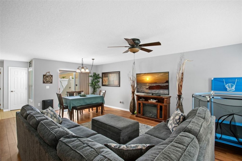 2561 ABEY BLANCO DRIVE, ORLANDO, Florida 32828, 3 Bedrooms Bedrooms, ,2 BathroomsBathrooms,Residential,For Sale,ABEY BLANCO,O6012980