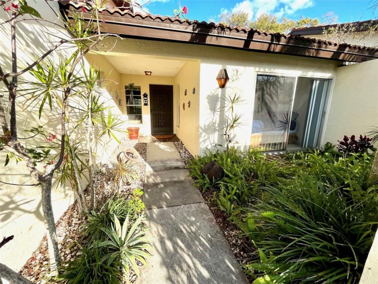 3711 MIGUEL LANE, SARASOTA, Florida 34232, 2 Bedrooms Bedrooms, ,2 BathroomsBathrooms,Residential,For Sale,MIGUEL,A4527309