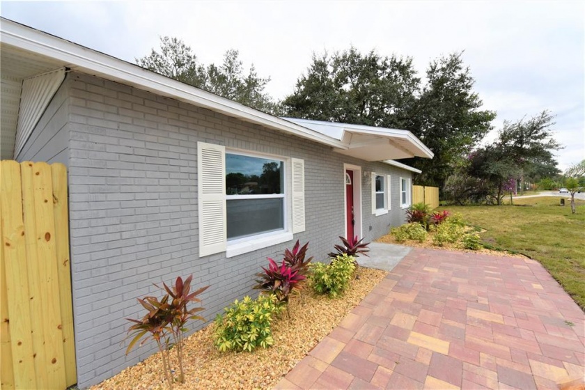 1040 SPIRIT LAKE ROAD, WINTER HAVEN, Florida 33880, 3 Bedrooms Bedrooms, ,2 BathroomsBathrooms,Residential,For Sale,SPIRIT LAKE,U8150470