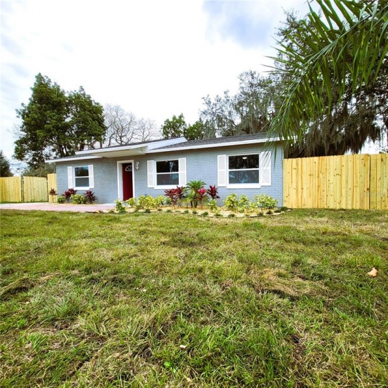 1040 SPIRIT LAKE ROAD, WINTER HAVEN, Florida 33880, 3 Bedrooms Bedrooms, ,2 BathroomsBathrooms,Residential,For Sale,SPIRIT LAKE,U8150470