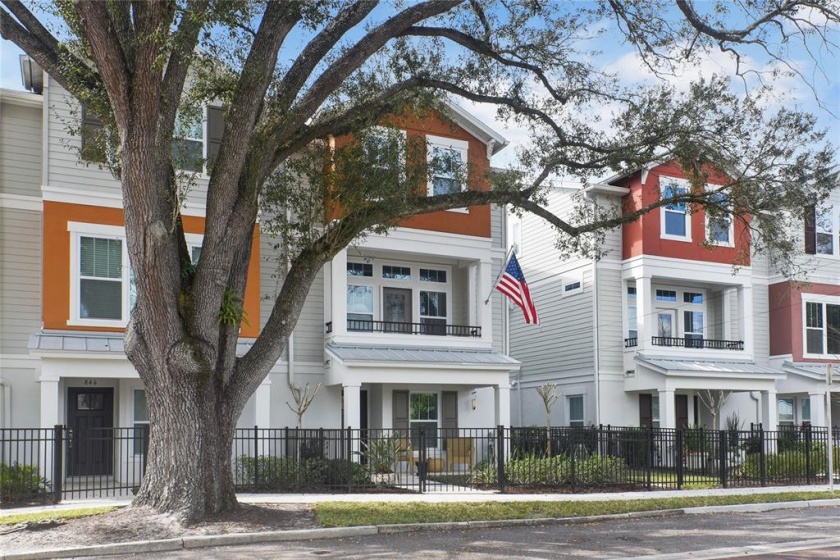 852 THORNTON AVENUE, ORLANDO, Florida 32803, 3 Bedrooms Bedrooms, ,3 BathroomsBathrooms,Residential,For Sale,THORNTON,O6011485