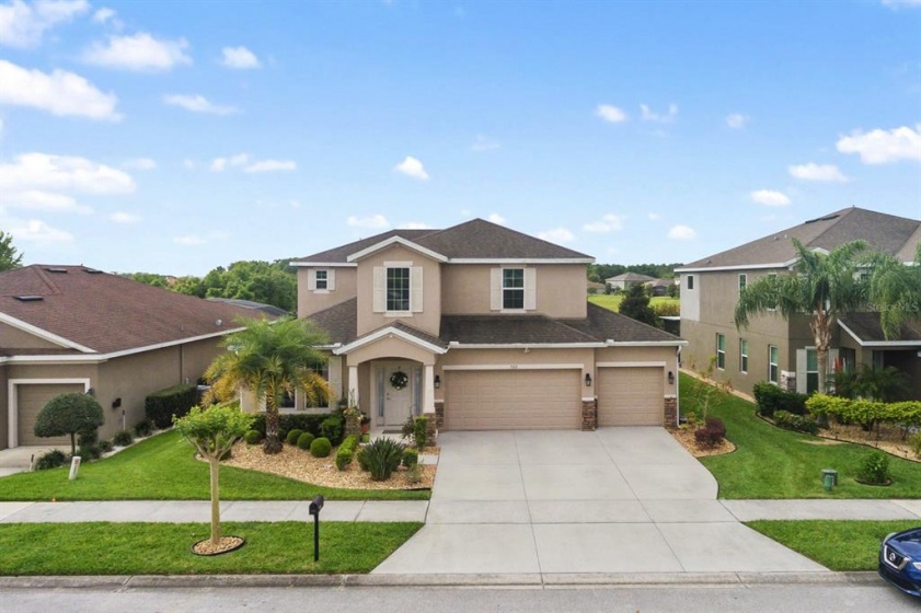 722 LAKE DOUGLAS DRIVE, GROVELAND, Florida 34736, 4 Bedrooms Bedrooms, ,3 BathroomsBathrooms,Residential,For Sale,LAKE DOUGLAS,S5064514