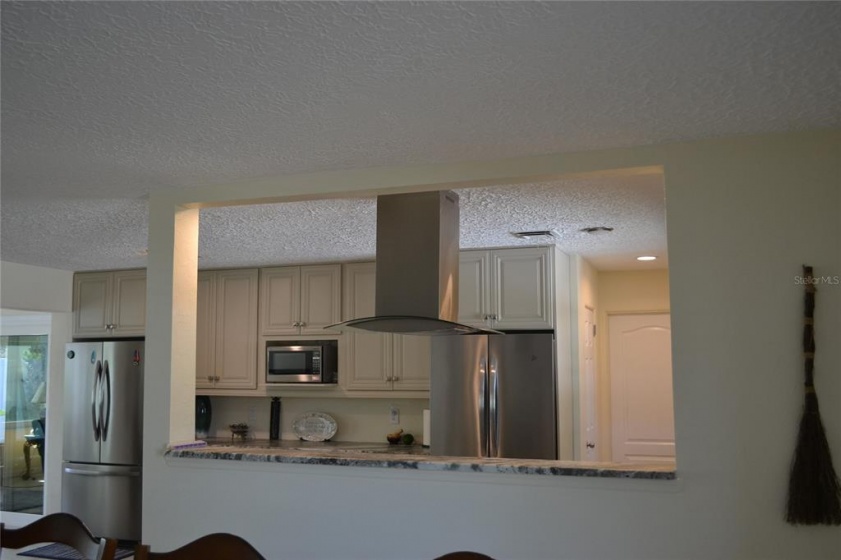 2508 MINEOLA WAY, SARASOTA, Florida 34239, 3 Bedrooms Bedrooms, ,3 BathroomsBathrooms,Residential,For Sale,MINEOLA,A4529087