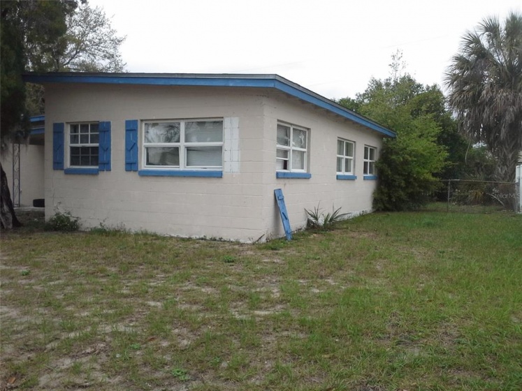 5119 LONDONDERRY BOULEVARD, ORLANDO, Florida 32808, 3 Bedrooms Bedrooms, ,1 BathroomBathrooms,Residential,For Sale,LONDONDERRY,O6012715