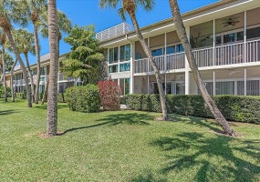 500 WASHINGTON DRIVE, SARASOTA, Florida 34236, 2 Bedrooms Bedrooms, ,2 BathroomsBathrooms,Residential,For Sale,WASHINGTON,A4529390