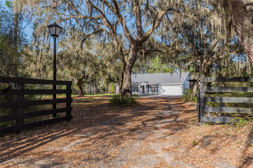 12500 KIJIK TRAIL, GROVELAND, Florida 34736, 3 Bedrooms Bedrooms, ,2 BathroomsBathrooms,Residential,For Sale,KIJIK,G5053143