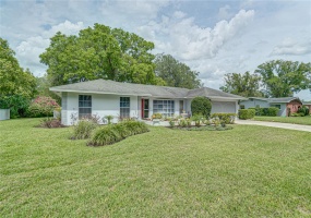 1710 STERLING DRIVE, LAKELAND, Florida 33813, 4 Bedrooms Bedrooms, ,2 BathroomsBathrooms,Residential,For Sale,STERLING,O6012045