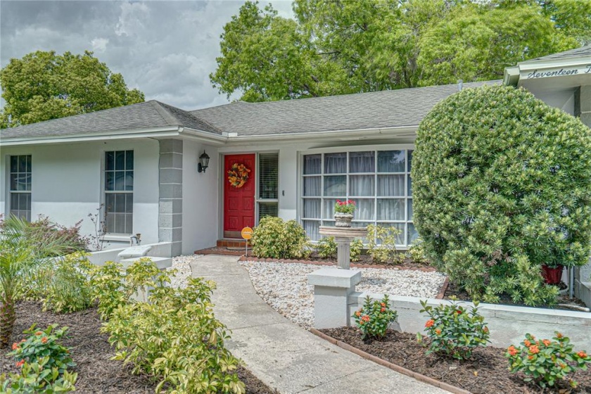 1710 STERLING DRIVE, LAKELAND, Florida 33813, 4 Bedrooms Bedrooms, ,2 BathroomsBathrooms,Residential,For Sale,STERLING,O6012045
