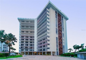 1 BENJAMIN FRANKLIN DR, SARASOTA, Florida 34236, 2 Bedrooms Bedrooms, ,2 BathroomsBathrooms,Residential,For Sale,BENJAMIN FRANKLIN DR,A4529172