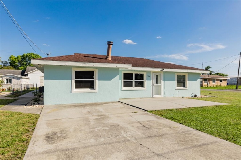 204 2ND STREET, EAGLE LAKE, Florida 33839, 4 Bedrooms Bedrooms, ,2 BathroomsBathrooms,Residential,For Sale,2ND,P4920027