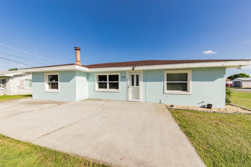 204 2ND STREET, EAGLE LAKE, Florida 33839, 4 Bedrooms Bedrooms, ,2 BathroomsBathrooms,Residential,For Sale,2ND,P4920027