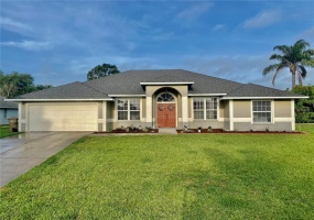 9445 MEADOW CREST LANE, CLERMONT, Florida 34711, 3 Bedrooms Bedrooms, ,2 BathroomsBathrooms,Residential,For Sale,MEADOW CREST,O6012863