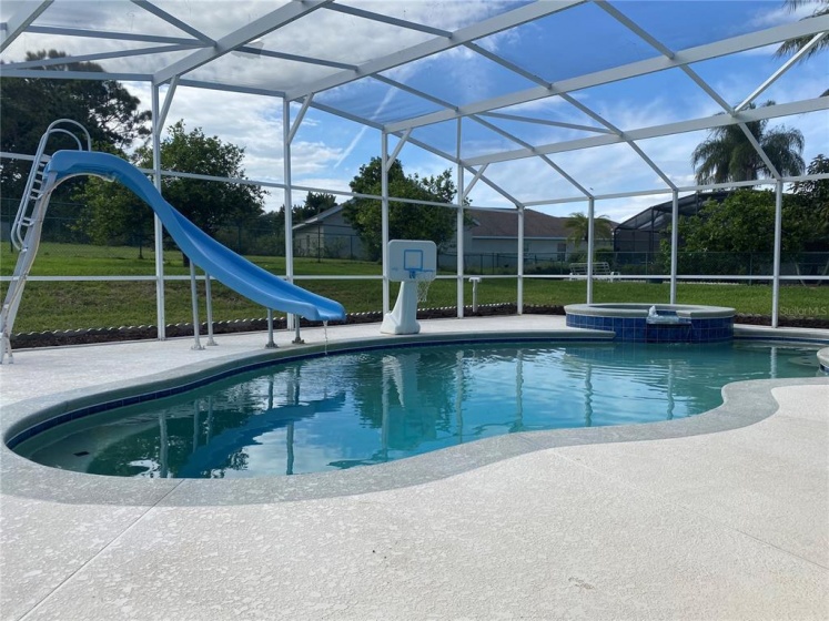 9445 MEADOW CREST LANE, CLERMONT, Florida 34711, 3 Bedrooms Bedrooms, ,2 BathroomsBathrooms,Residential,For Sale,MEADOW CREST,O6012863