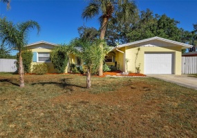 5327 LAURELWOOD PLACE, SARASOTA, Florida 34232, 3 Bedrooms Bedrooms, ,2 BathroomsBathrooms,Residential,For Sale,LAURELWOOD,A4529371