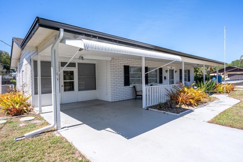 4334 MACEACHEN BOULEVARD, SARASOTA, Florida 34233, 2 Bedrooms Bedrooms, ,2 BathroomsBathrooms,Residential,For Sale,MACEACHEN,A4529380