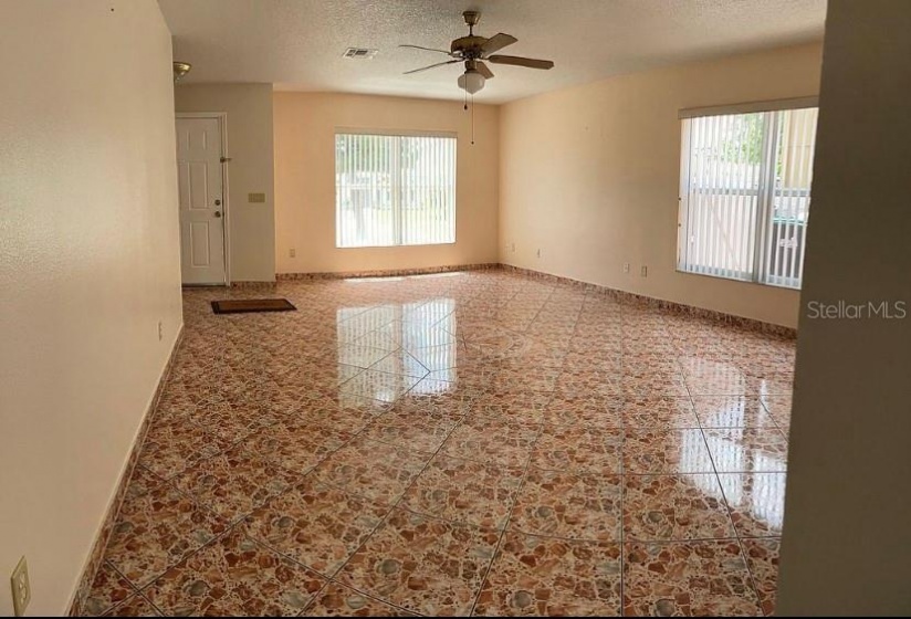 1219 KEMPTON CHASE PARKWAY, ORLANDO, Florida 32837, 5 Bedrooms Bedrooms, ,2 BathroomsBathrooms,Residential,For Sale,KEMPTON CHASE,S5064815
