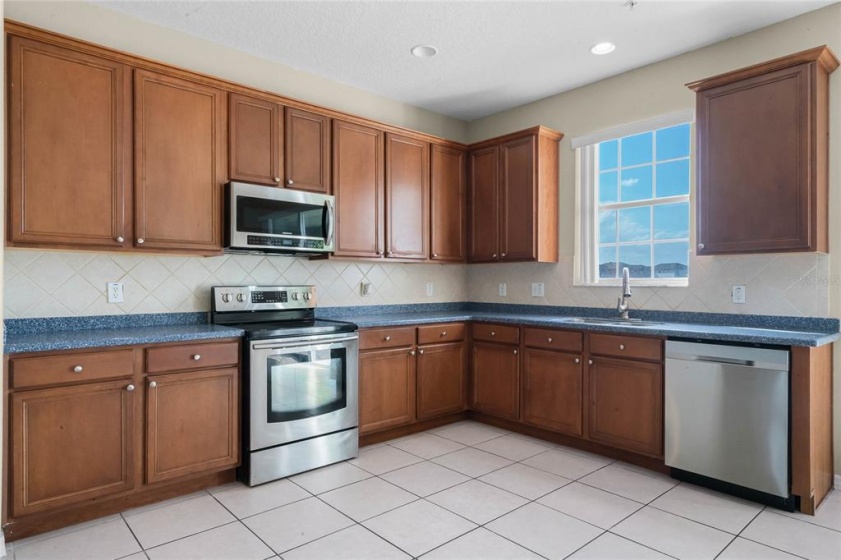 10057 LAKE DISTRICT LANE, ORLANDO, Florida 32832, 3 Bedrooms Bedrooms, ,2 BathroomsBathrooms,Residential,For Sale,LAKE DISTRICT,U8155621
