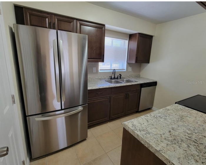 2612 HIDDEN LAKE DRIVE, SARASOTA, Florida 34237, 2 Bedrooms Bedrooms, ,1 BathroomBathrooms,Residential,For Sale,HIDDEN LAKE,T3361481