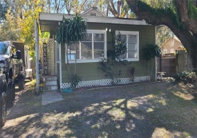 210 FLORIDA AVENUE, WINTER GARDEN, Florida 34787, 3 Bedrooms Bedrooms, ,2 BathroomsBathrooms,Residential,For Sale,FLORIDA,O6012210
