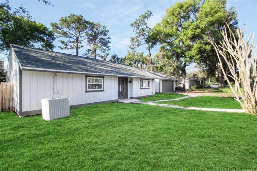 2416 VOTAW ROAD, APOPKA, Florida 32703, 2 Bedrooms Bedrooms, ,2 BathroomsBathrooms,Residential,For Sale,VOTAW,O6012733