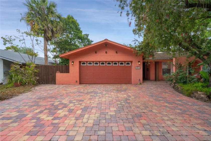 2675 TUSCARORA TRAIL, MAITLAND, Florida 32751, 4 Bedrooms Bedrooms, ,3 BathroomsBathrooms,Residential,For Sale,TUSCARORA,O6013193