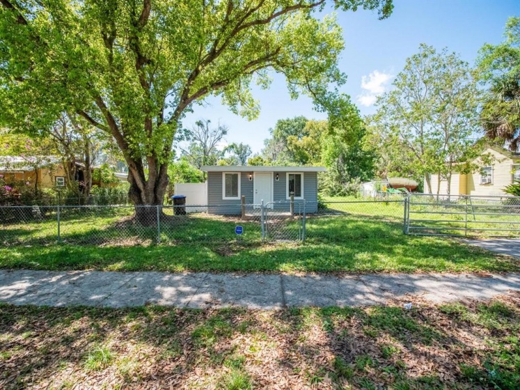 740 COKE AVENUE, WINTER GARDEN, Florida 34787, 3 Bedrooms Bedrooms, ,2 BathroomsBathrooms,Residential,For Sale,COKE,O6013265