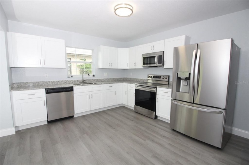 2323 ASHLAND BOULEVARD, ORLANDO, Florida 32808, 3 Bedrooms Bedrooms, ,2 BathroomsBathrooms,Residential,For Sale,ASHLAND,O6013352