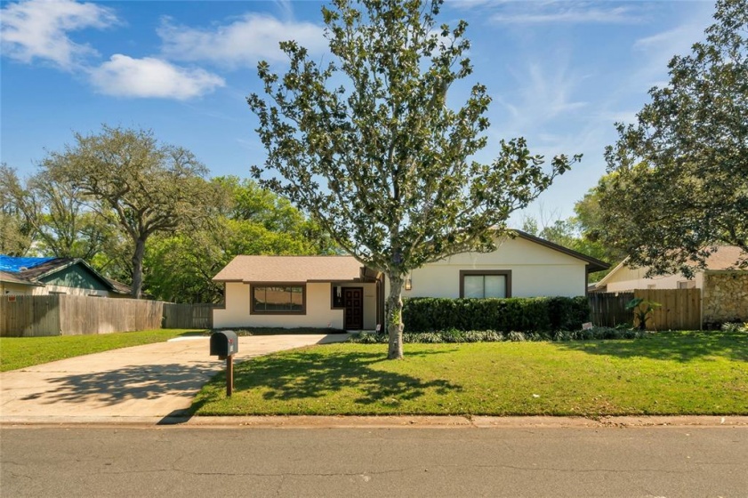 130 HOLDERNESS DRIVE, LONGWOOD, Florida 32779, 3 Bedrooms Bedrooms, ,2 BathroomsBathrooms,Residential,For Sale,HOLDERNESS,O6013359