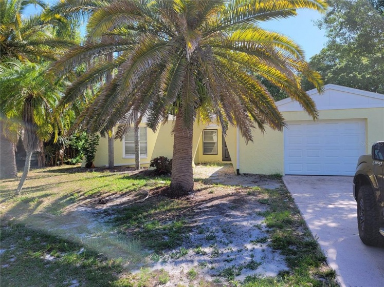 2719 STRATFORD DRIVE, SARASOTA, Florida 34232, 3 Bedrooms Bedrooms, ,2 BathroomsBathrooms,Residential,For Sale,STRATFORD,A4529616