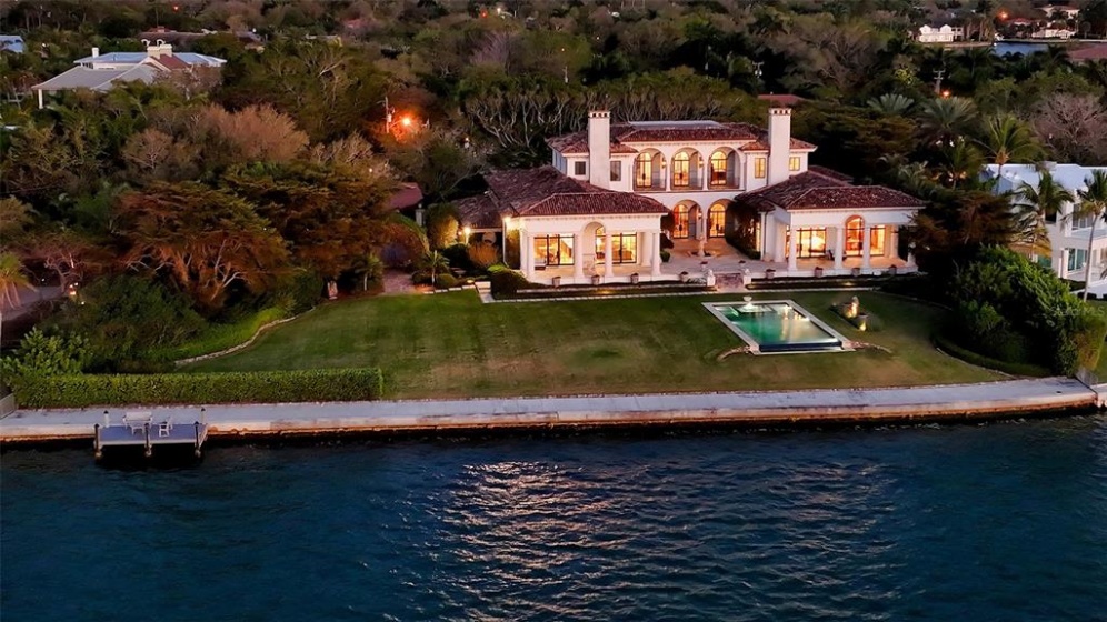 1309 VISTA DRIVE, SARASOTA, Florida 34239, 3 Bedrooms Bedrooms, ,4 BathroomsBathrooms,Residential,For Sale,VISTA,A4527630