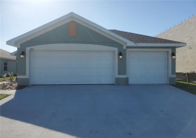 802 CHINOY ROAD, DAVENPORT, Florida 33837, 3 Bedrooms Bedrooms, ,2 BathroomsBathrooms,Residential,For Sale,CHINOY,P4920089